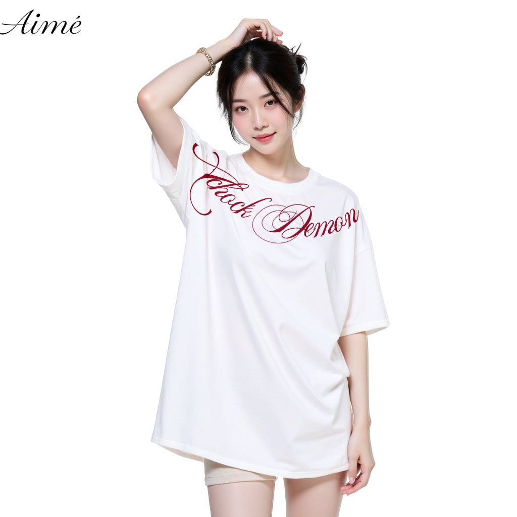Áo Thun Unisex Aimé – "Clock Demon" Red Calligraphy Tee