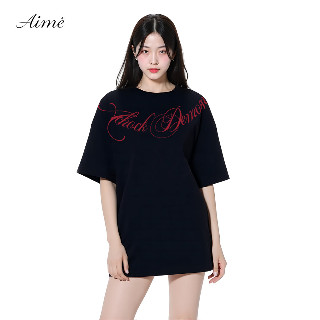 Áo Thun Unisex Aimé – "Clock Demon" Red Calligraphy Tee